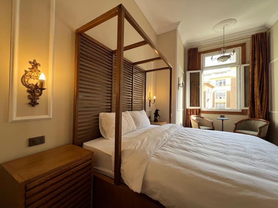 Authentic 3Br Apartment In Downtown, Kairo Bagian luar foto