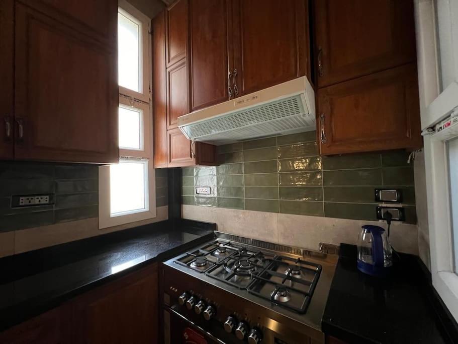 Authentic 3Br Apartment In Downtown, Kairo Bagian luar foto