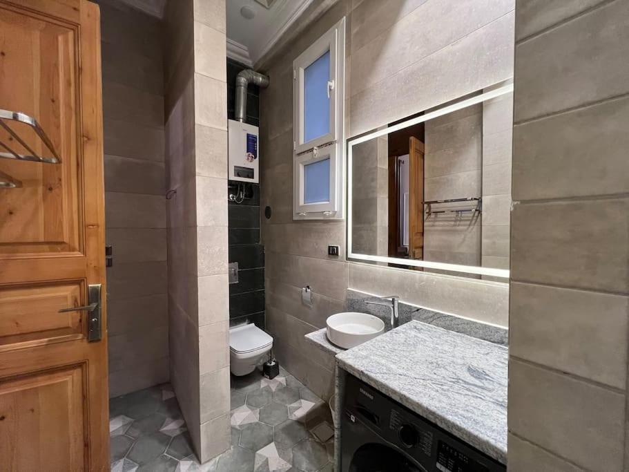 Authentic 3Br Apartment In Downtown, Kairo Bagian luar foto